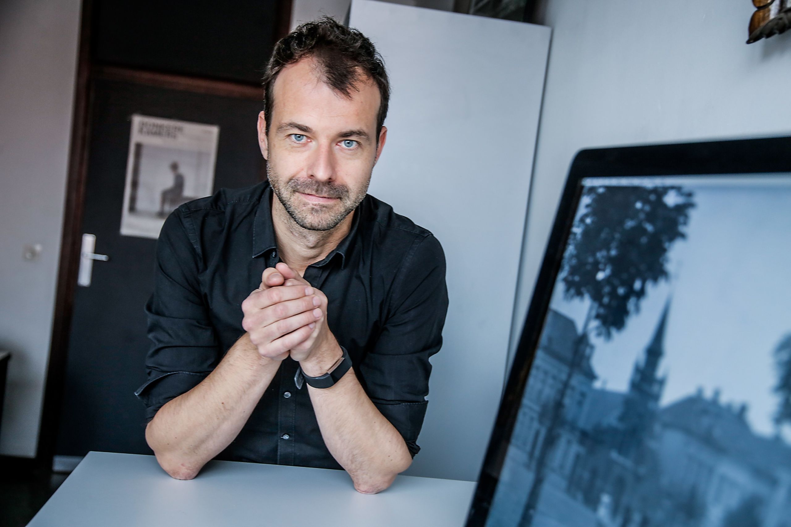 Filip Rae's COLLEGE: Weg van het Piekeren - PAARD